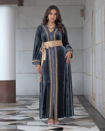 قفطان الخيوط الذهبية